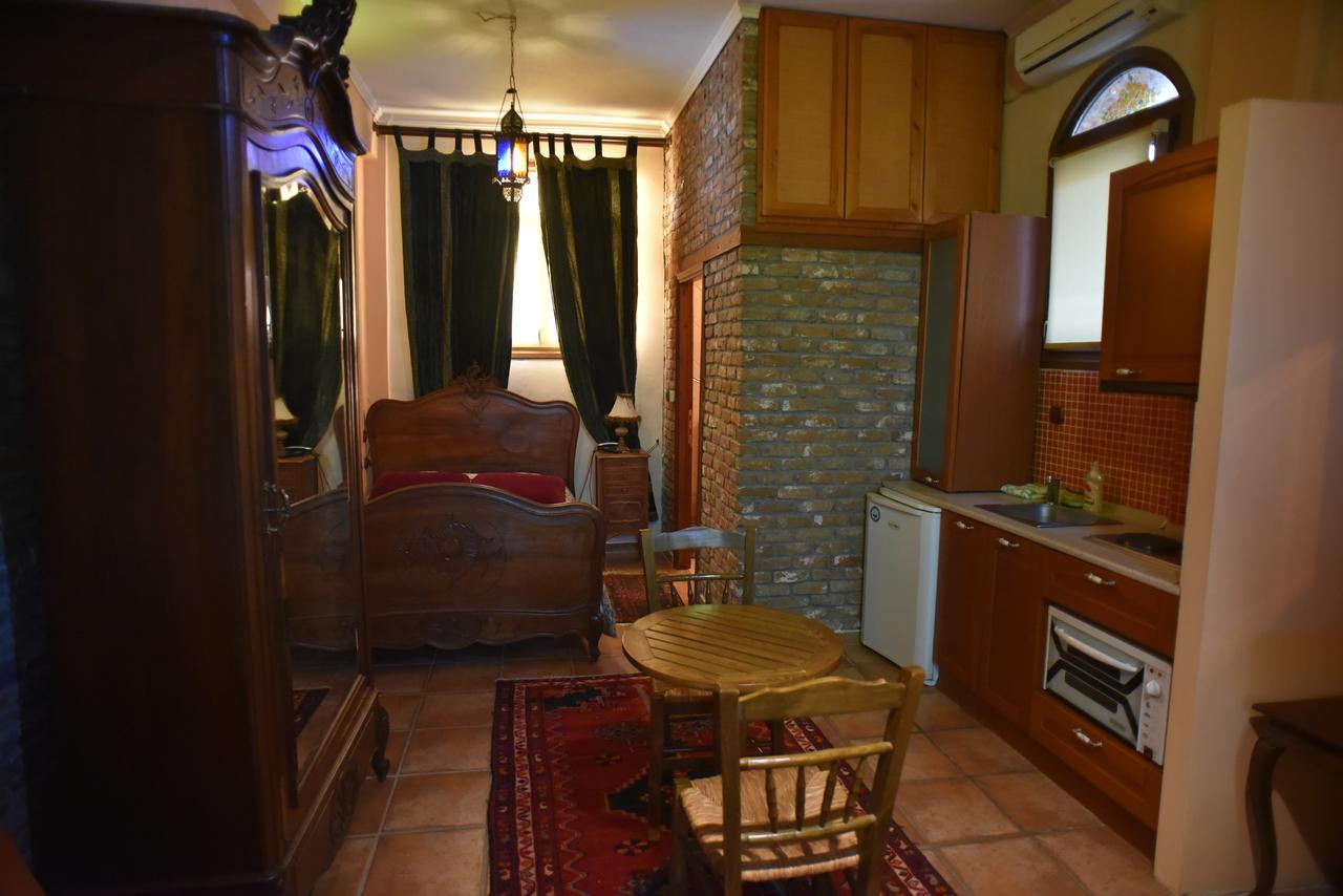 Santa Marina Guesthouse Loutraki  Ngoại thất bức ảnh