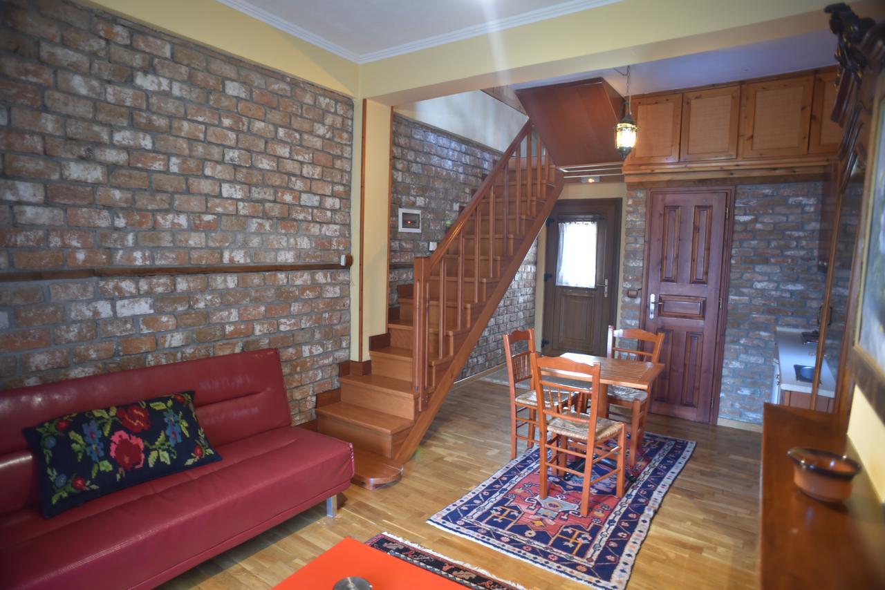 Santa Marina Guesthouse Loutraki  Ngoại thất bức ảnh