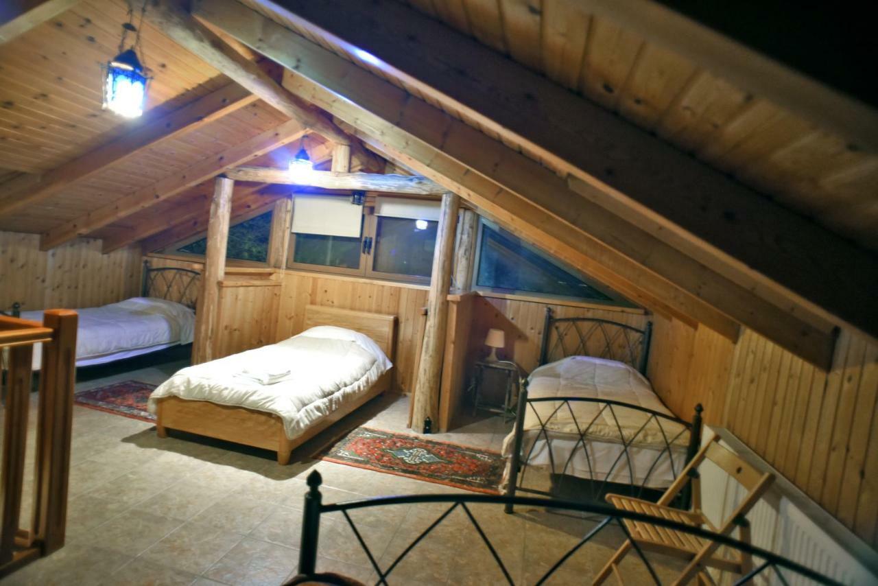 Santa Marina Guesthouse Loutraki  Ngoại thất bức ảnh